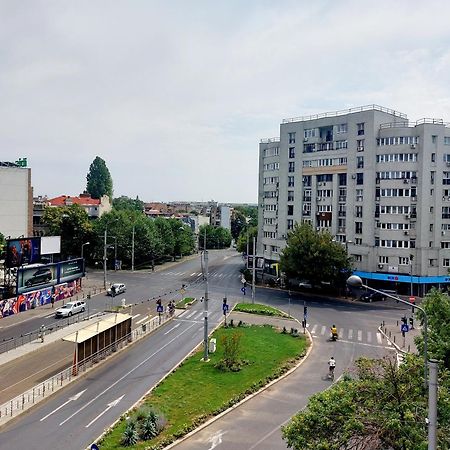 Cozy Apartment In The Center Of Bukarest Exterior foto