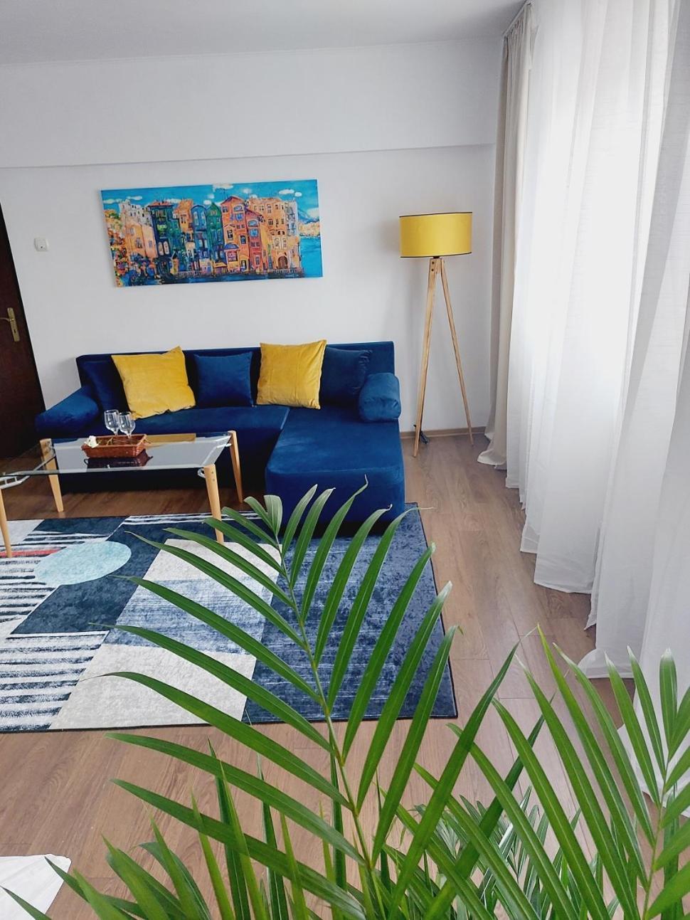 Cozy Apartment In The Center Of Bukarest Exterior foto