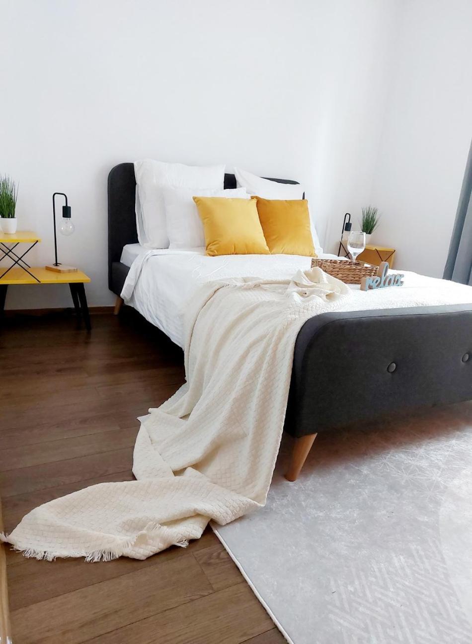 Cozy Apartment In The Center Of Bukarest Exterior foto